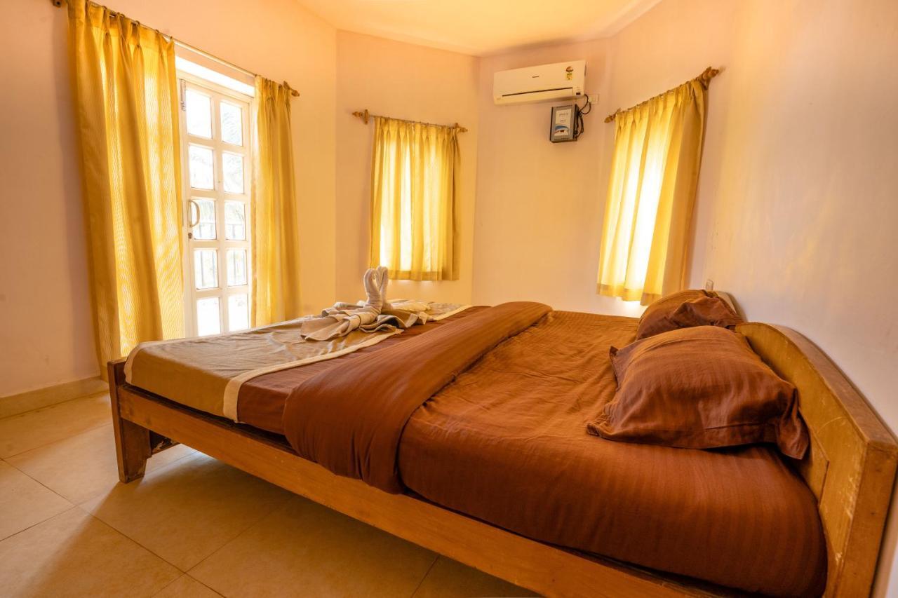 กายส์ บาย เดอะ ซี Hotel Ajgaon ภายนอก รูปภาพ